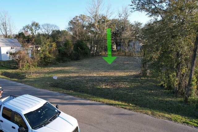 2019 Bonnie Ave, West Orange, TX 77630 - photo 3