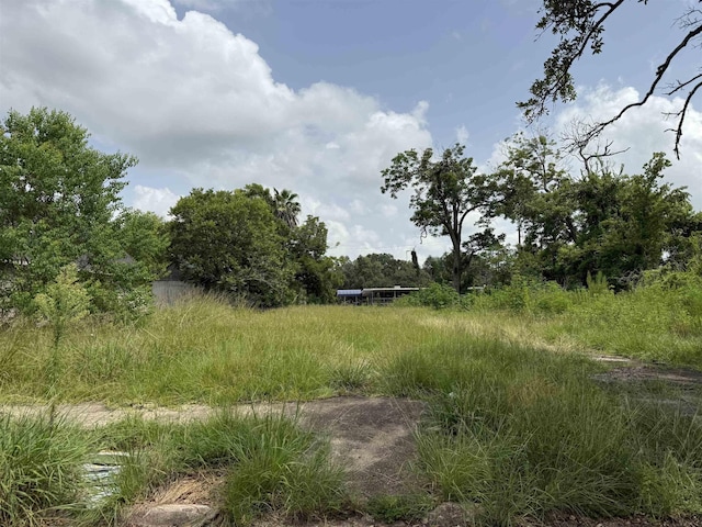 1308 W Cherry Ave, Orange, TX 77630 - photo 1
