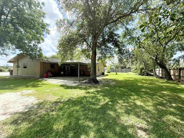 197 Osborne Dr, Bridge City, TX 77611 - view of yard
