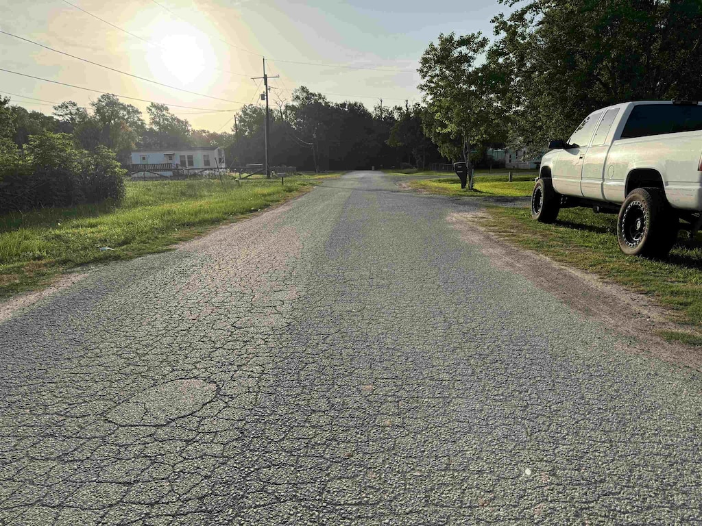 4157 Roberts St, Orange, TX 77630