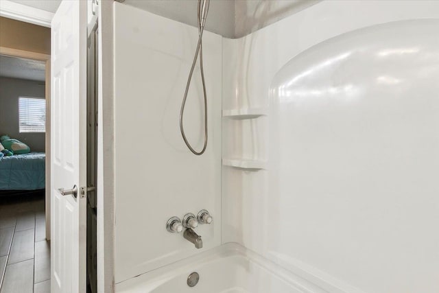 bathroom featuring shower / bathtub combination