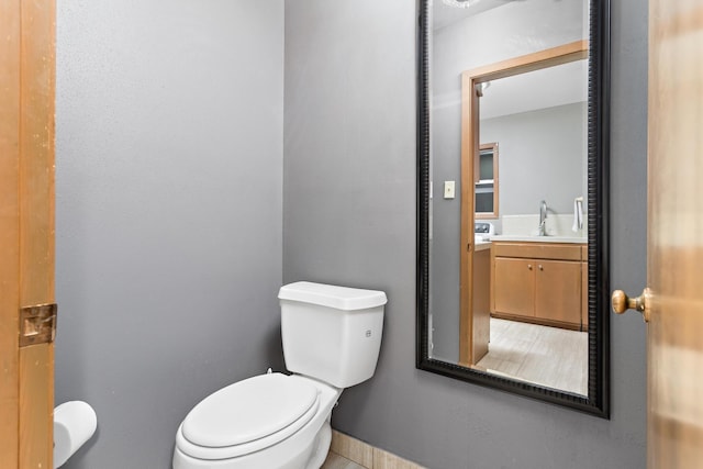 216 W Circuit Dr, Beaumont, TX 77706 - half bath with toilet and a sink