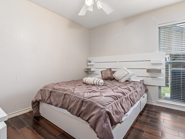 bedroom featuring ceiling fan