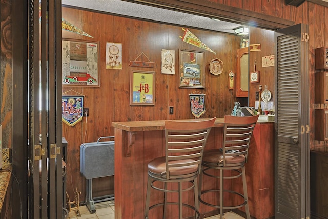 4425 Cartwright St, Beaumont, TX 77707 - indoor dry bar with wooden walls