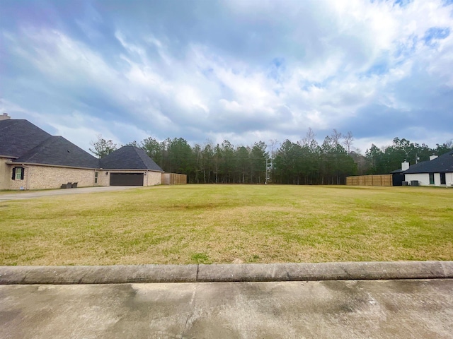 Listing photo 2 for 395 Lakewood Dr, Vidor TX 77662