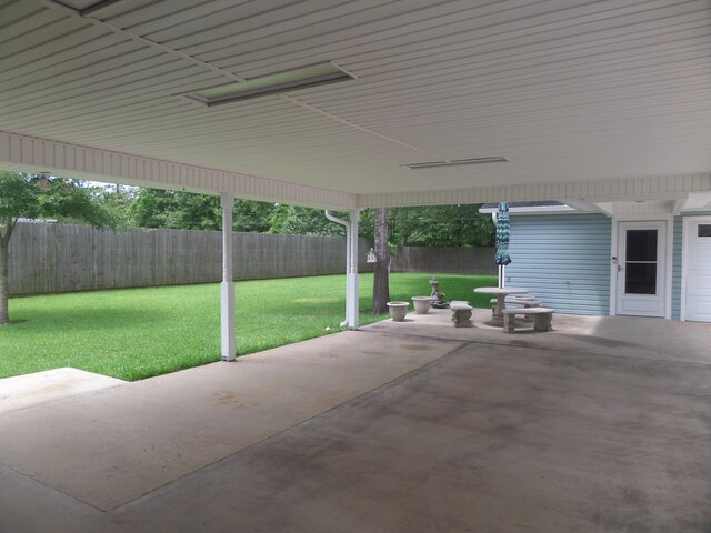 7035 Carroll Ln, Beaumont, TX 77713 - view of patio