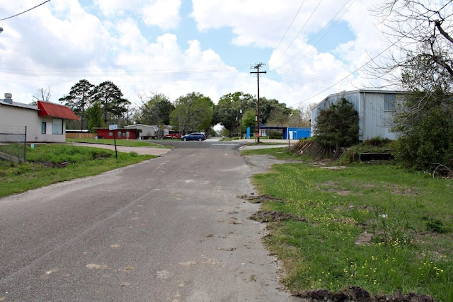 112 E Drew St, Kirbyville, TX 75956