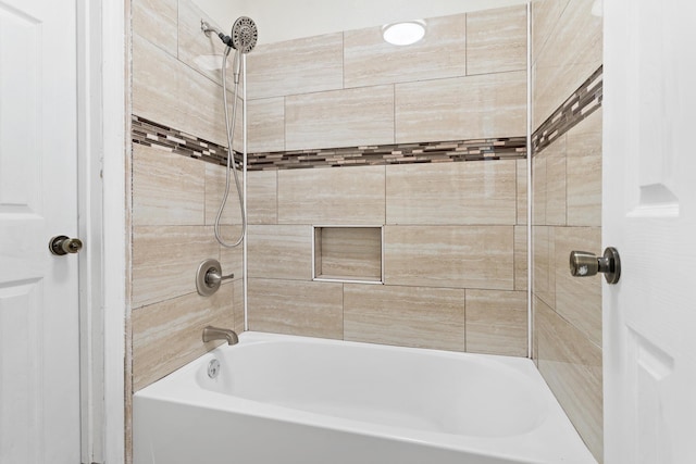 1385 Howell St, Beaumont, TX 77706 - full bath with tub / shower combination