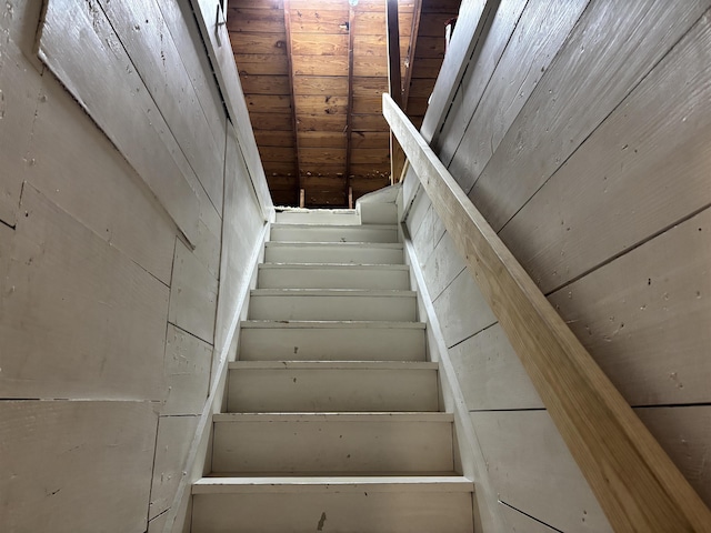 4609 Alamosa St, Port Arthur, TX 77642 - view of staircase