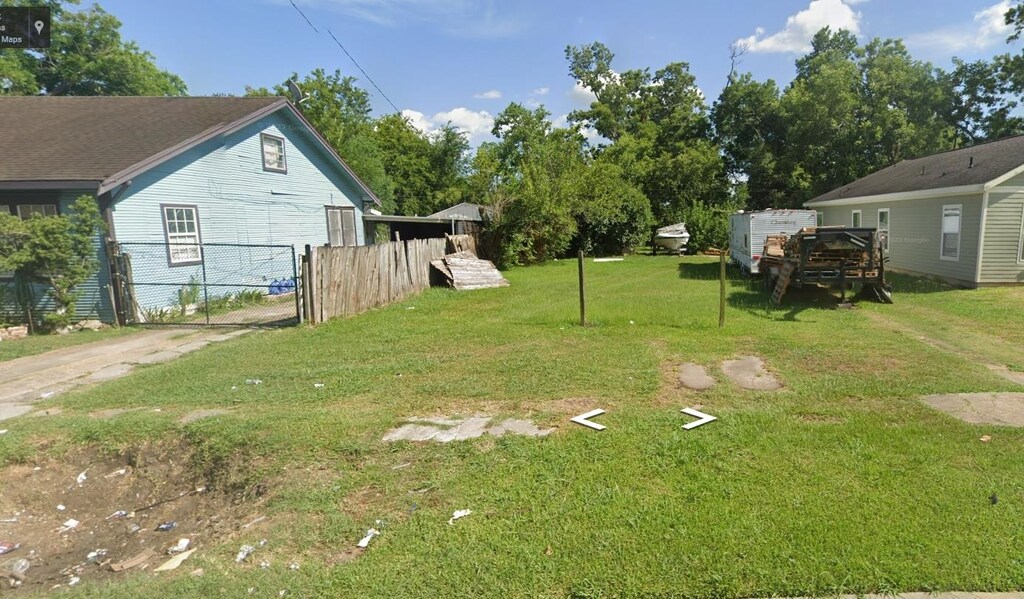1305 Euclid St, Beaumont, TX 77705 - photo 1