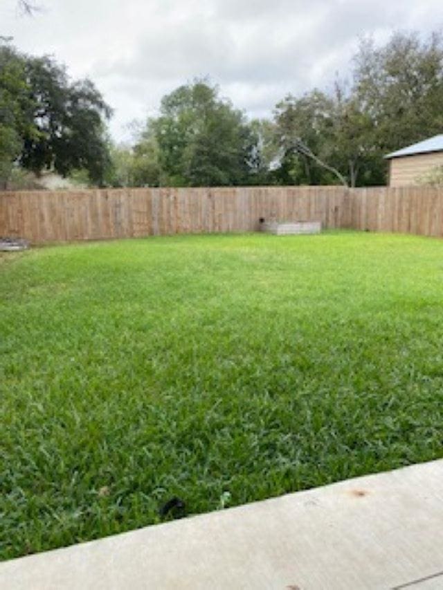 4817 Harrison Ave, Groves, TX 77619 - photo 14