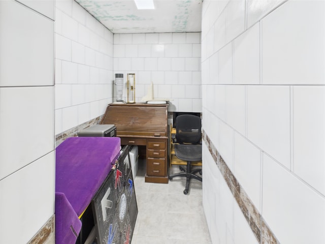 650 Sudduth Dr, Bridge City, TX 77611 - office space featuring tile walls and light tile patterned floors