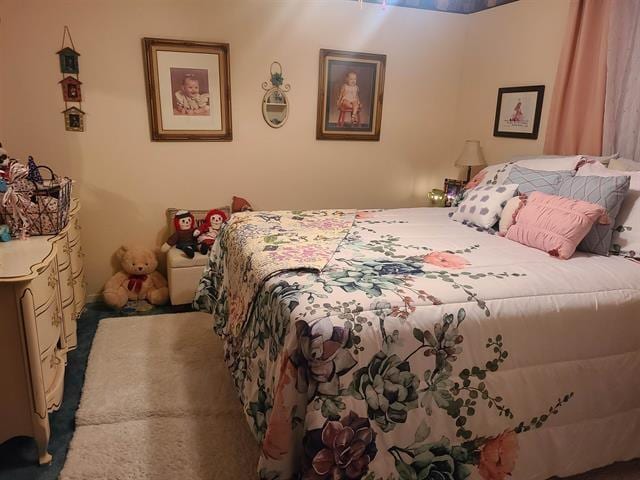 view of carpeted bedroom