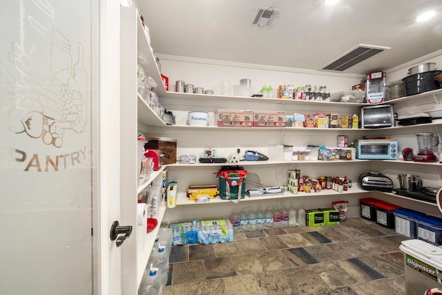 1280 Cherokee Ln, Beaumont, TX 77702 - view of storage area