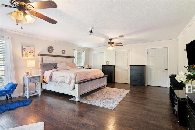 bedroom with ceiling fan, dark wood-type flooring, a textured ceiling, and ornamental molding