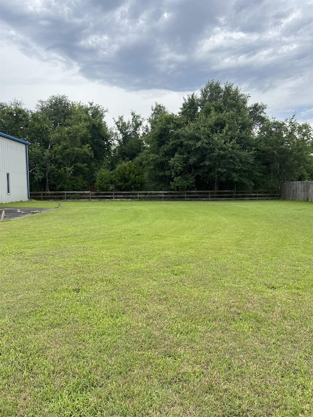 445 W Railroad Ave, China, TX 77613 - photo 3