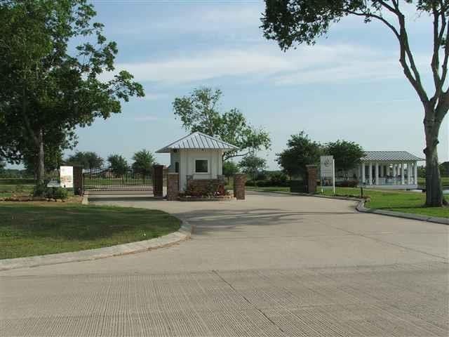 7720 S Lakeside Dr, Beaumont, TX 77707 - photo 10