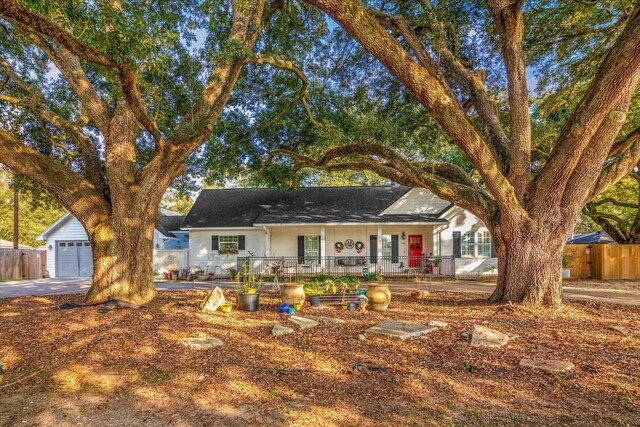 390 N Major Dr, Beaumont, TX 77706 - ranch-style home featuring a garage