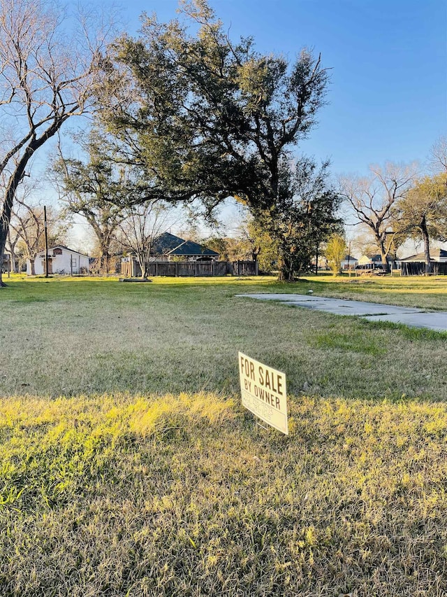 113 Cypress St, Port Neches TX, 77651 land for sale