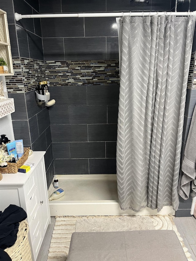 bathroom featuring walk in shower