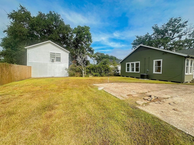 view of yard featuring central AC