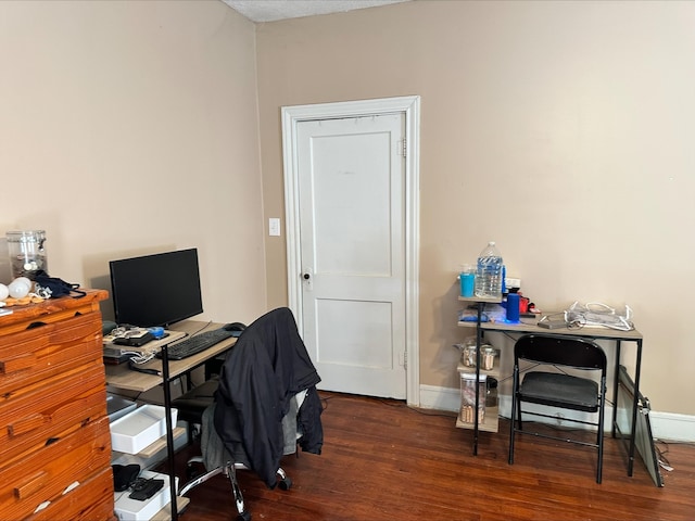 office area with dark hardwood / wood-style floors