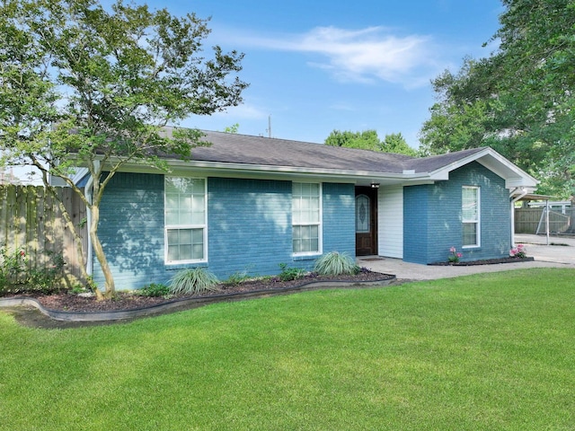 5269 Fairview Dr, Orange, TX 77630 - ranch-style home featuring brick siding