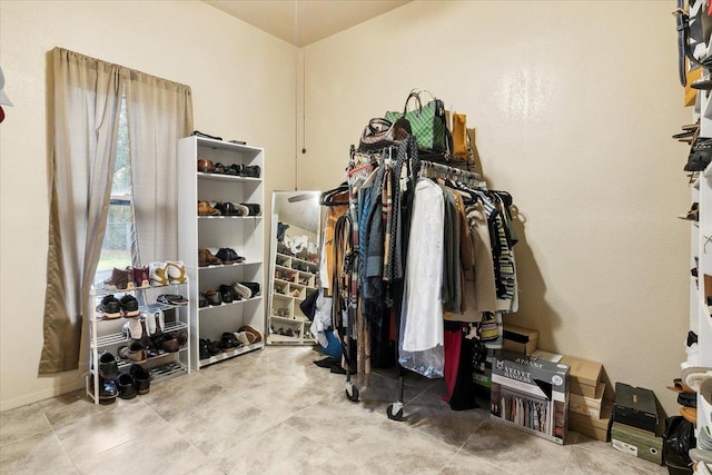 view of spacious closet