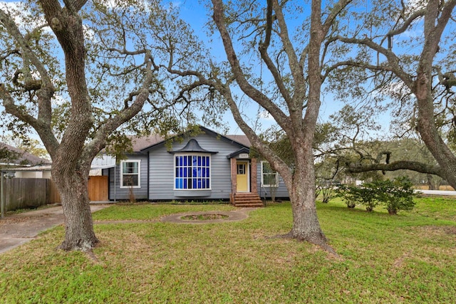 2695 Sandlin St, Beaumont, TX 77707 - view of front of house featuring entry steps