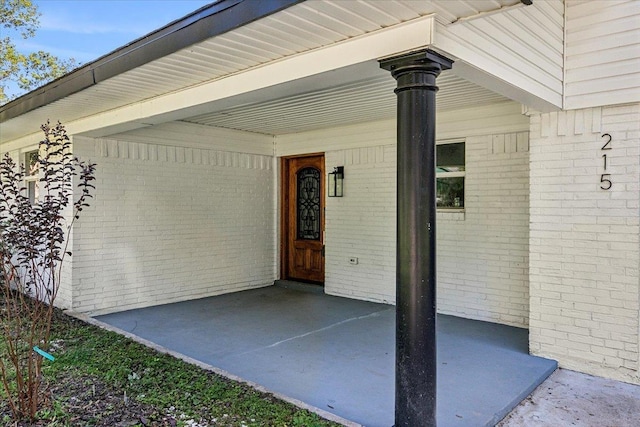 view of property entrance