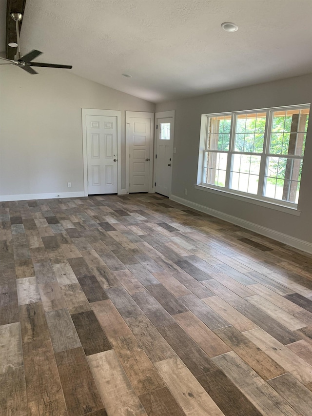235 W Barfield St, Sour Lake, TX 77659 - photo 4