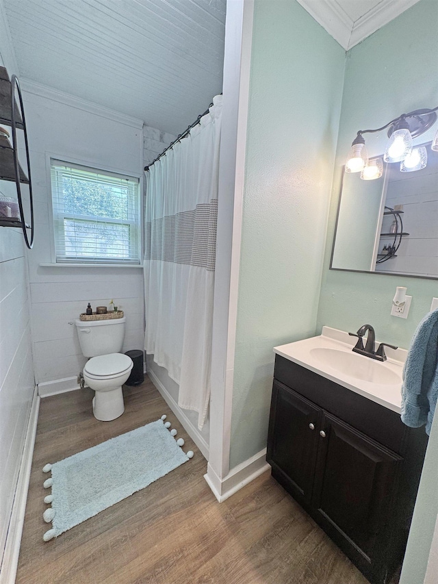 330 Avenue E Ave E, Port Neches, TX 77651 - bathroom featuring wood finished floors, ornamental molding, and vanity