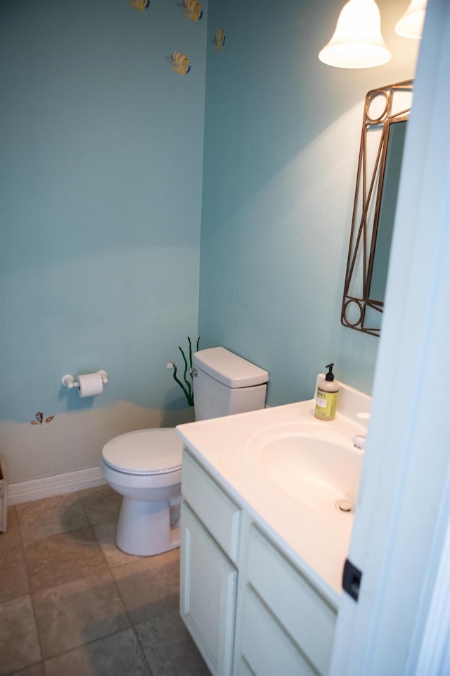 5065 Oakmont Dr, Beaumont, TX 77706 - half bath with toilet and vanity