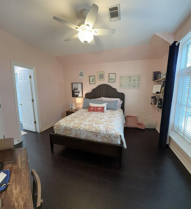 bedroom featuring vaulted ceiling and ceiling fan