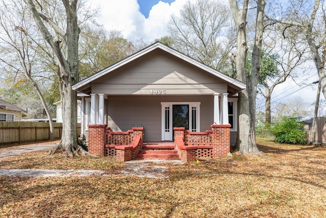 view of front of property featuring a porch