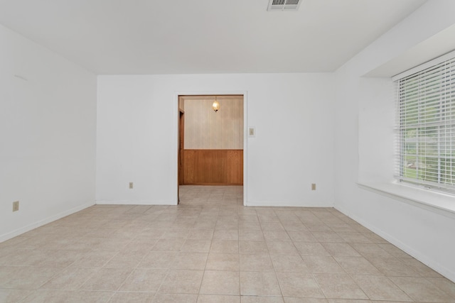 6355 Arrowhead Dr, Beaumont, TX 77707 - unfurnished room with baseboards and visible vents