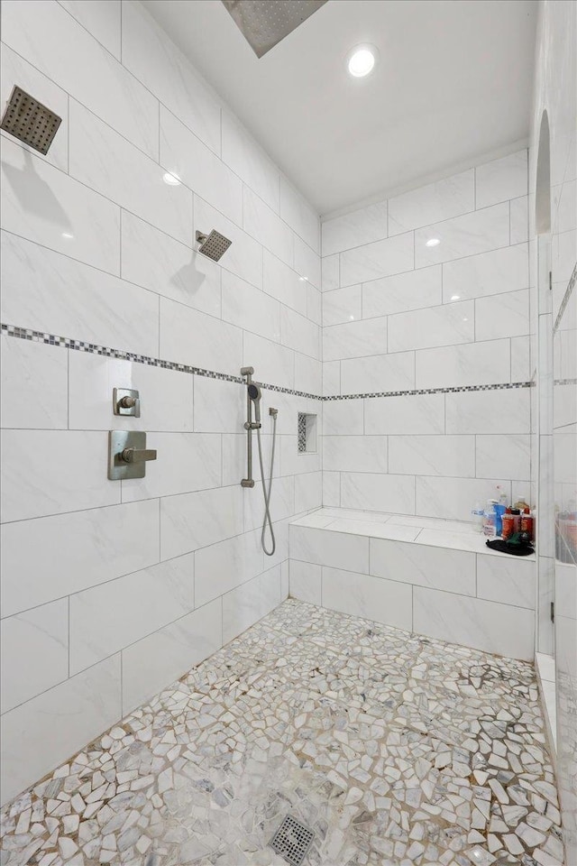 3730 Loblolly Trl, Beaumont, TX 77713 - full bath with tiled shower and recessed lighting