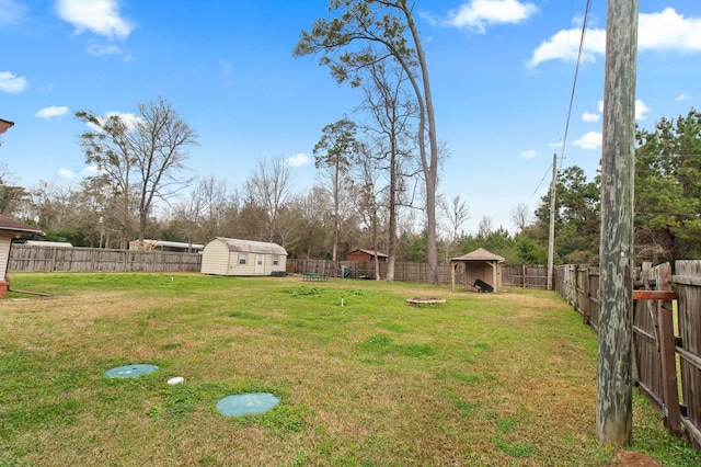 304 Whipoorwill Dr, Silsbee, TX 77656 - view of yard
