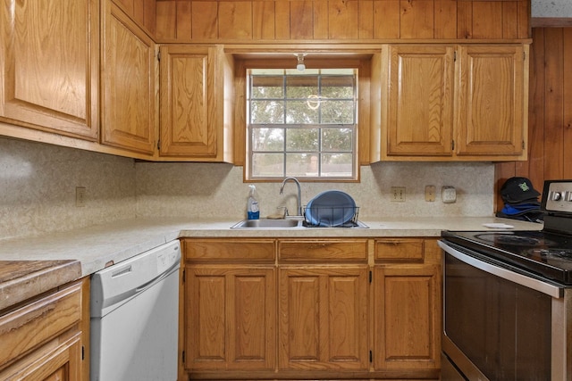 6840 Hansen St, Groves, TX 77619 - photo 8