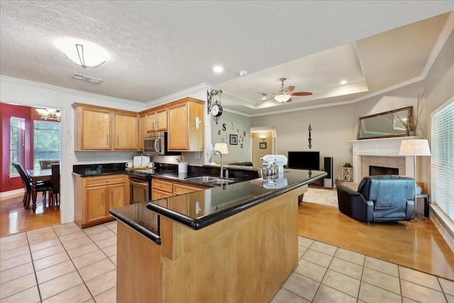 1302 Dawnwood Dr, Orange, TX 77632