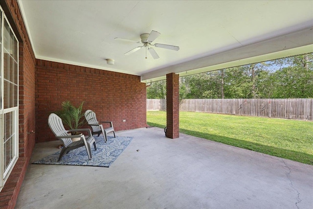 1302 Dawnwood Dr, Orange, TX 77632