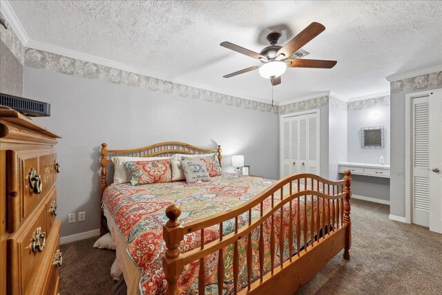 2414 Goodwin Ct, Port Neches, TX 77651 - carpeted bedroom with crown molding, a ceiling fan, a textured ceiling, and baseboards