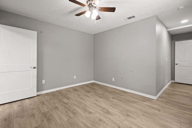 6425 Adams Blvd, Groves, TX 77619 - unfurnished room featuring ceiling fan, light wood-type flooring, a smoke detector, and recessed lighting