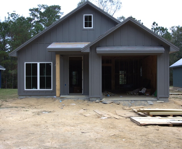 view of front of house