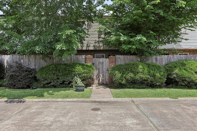 5930 Fairmeadow, Beaumont, TX 77707 - photo 25