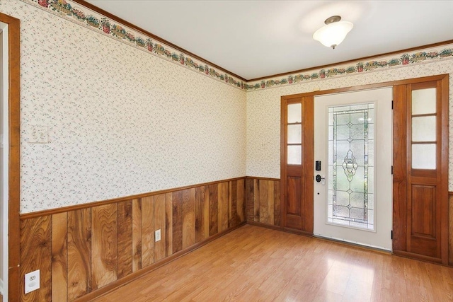 entrance foyer featuring light wood-type flooring