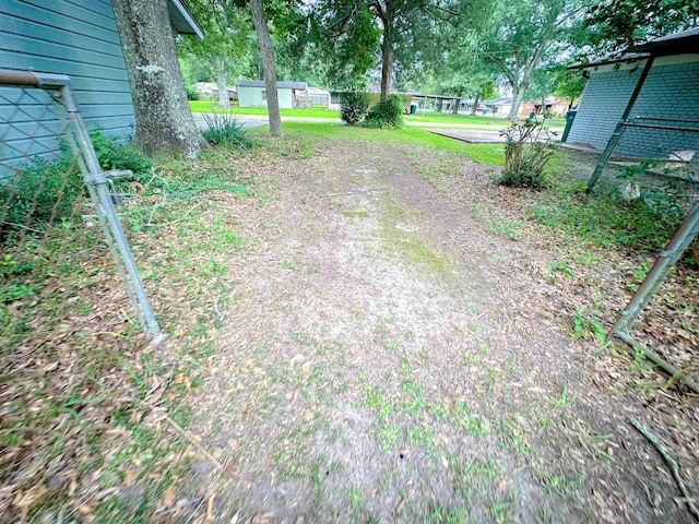 4438 W Edgar Ave, Orange, TX 77630 - view of yard