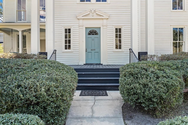 view of entrance to property