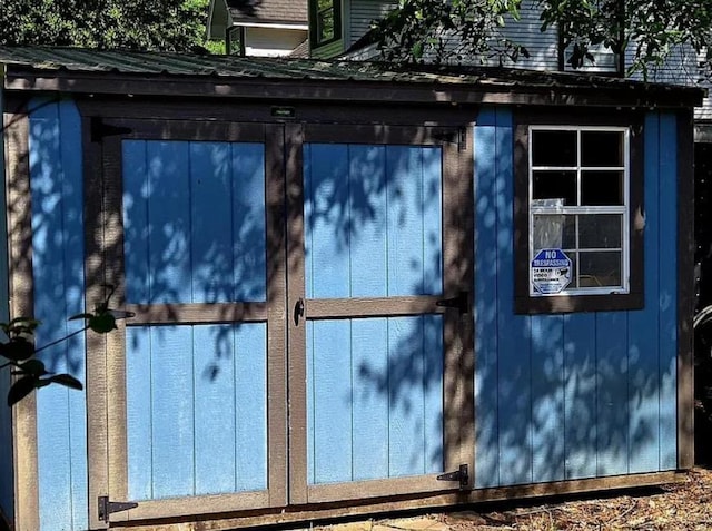 7090 Carroll Ln, Beaumont, TX 77713 - view of shed