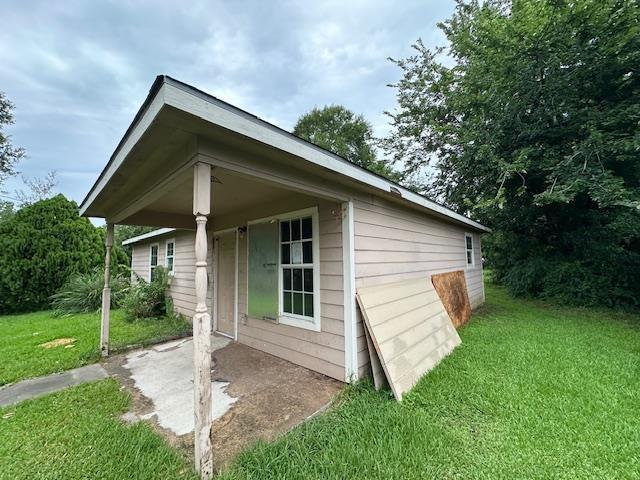 3541 27th St, Port Arthur, TX 77642 - photo 2